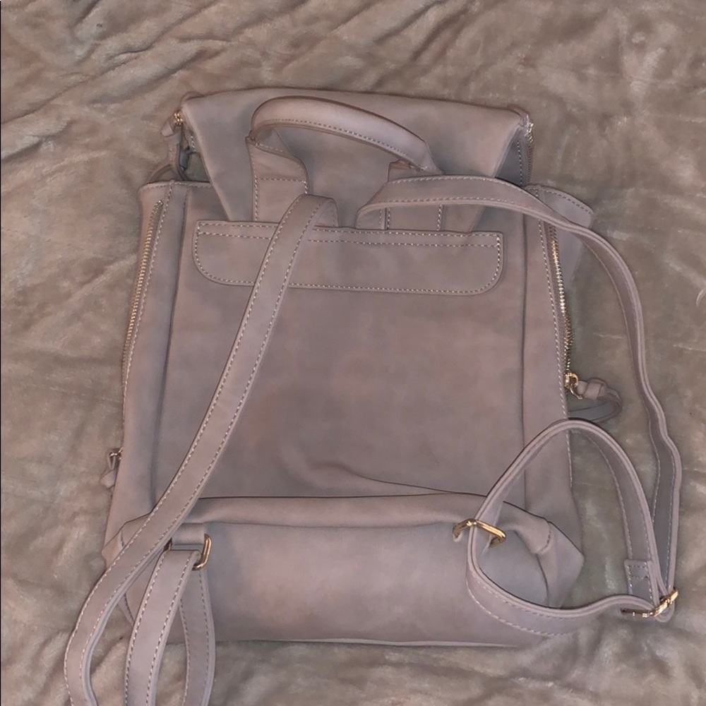 Backpack - Picture 2 of 5